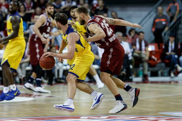 一个新突破 一个新突破