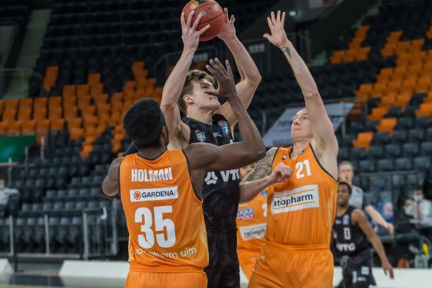 更是战术博 更是战术博