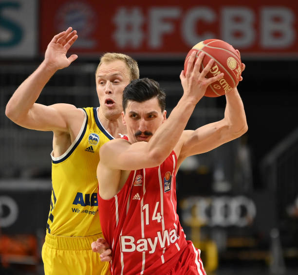 球员们在场 球员们在场